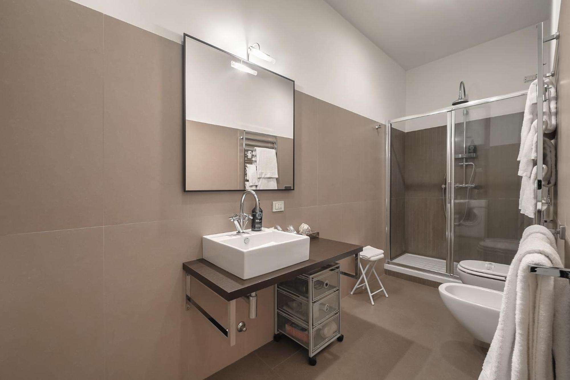 Santa Sofia Home Милано Екстериор снимка